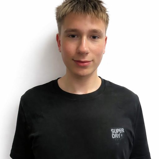 Кирило Левченко